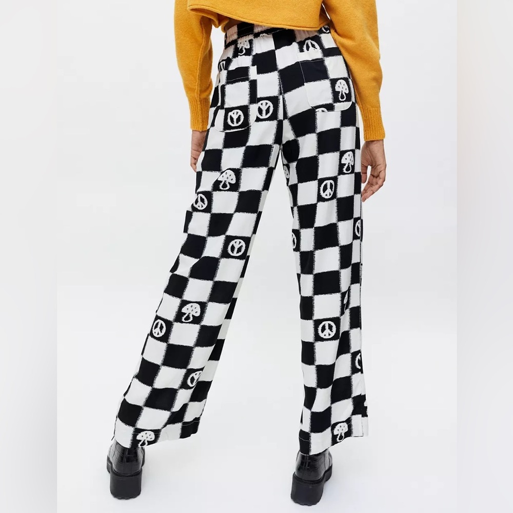 Urban Outfitters Carmen Printed Pull-On Pant